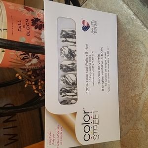 Color Street nail polish strips